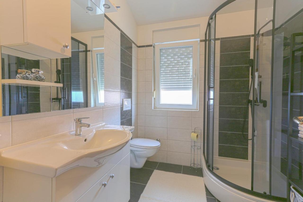 Apartman M&A Apartment Pula Bagian luar foto