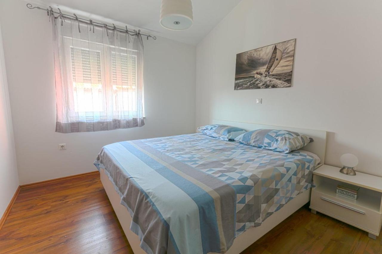 Apartman M&A Apartment Pula Bagian luar foto